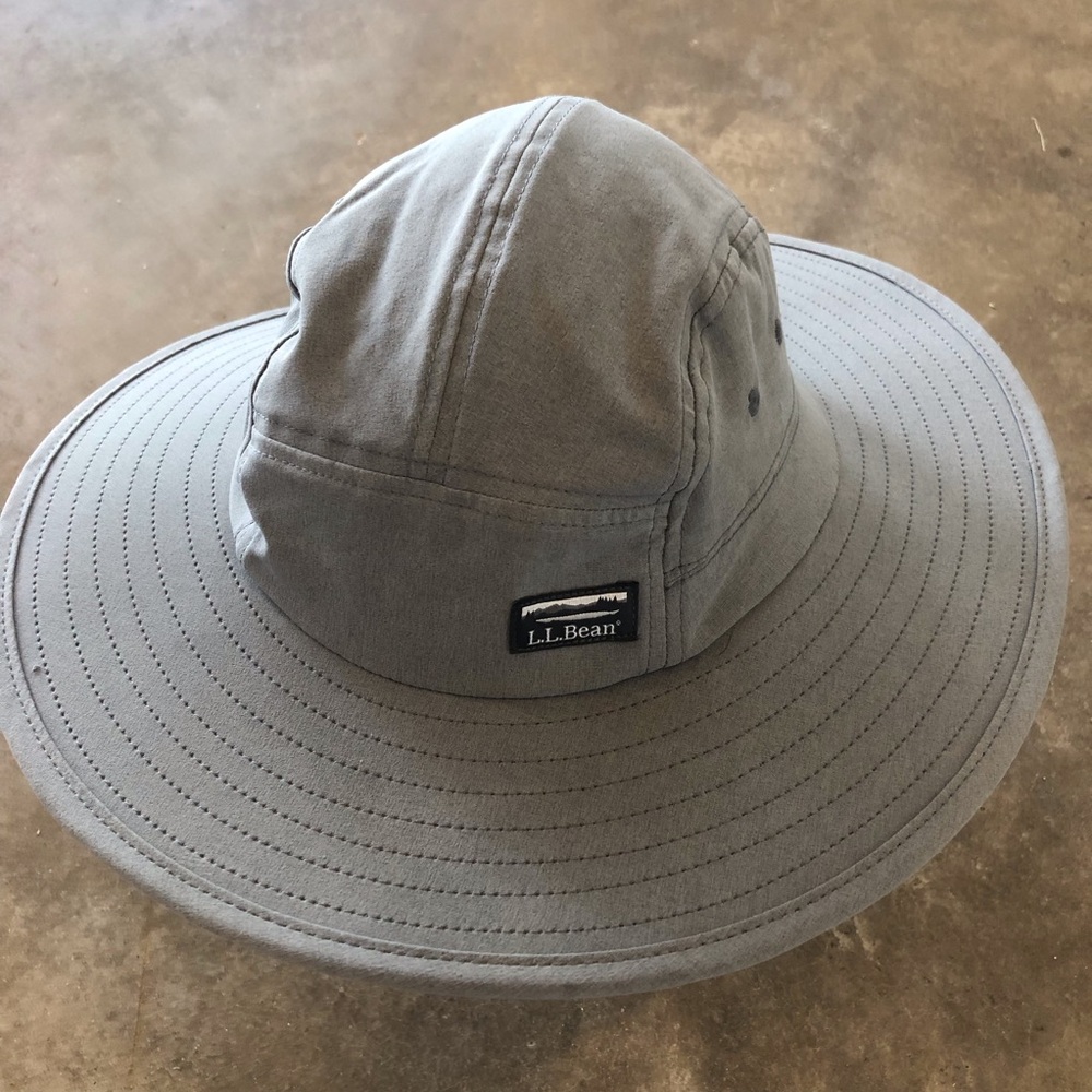 L.L. Bean SunSmart Wide Brim hat unisex graphite color adjustable fit buckle